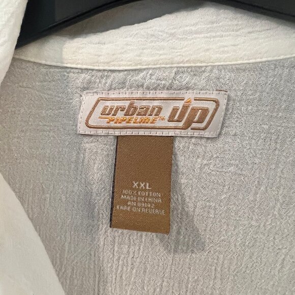 Beautiful Condition Men's Urban Pipeline Beachy Shirt, Size XXL - Picture 2 of 8
